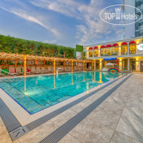 Club Big Blue Suit Hotel 