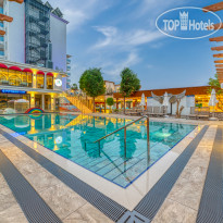 Club Big Blue Suit Hotel 