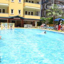 Gold Twins Boutique Hotel 