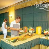 Gold Hotel 