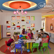 Azura Deluxe Resort & Spa Hotel 