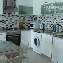 Emerald Park Apart Hotel 