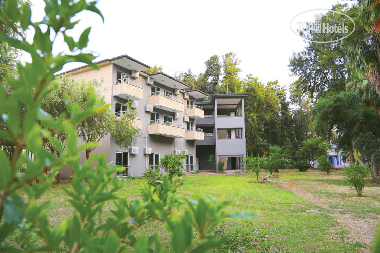 Bayar Garden Holiday Village