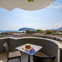 Grand Alisa Hotel 