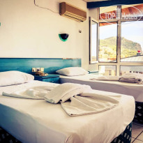 Casa Cleo Suit Hotel 