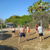 Clover Magic Garden Beach