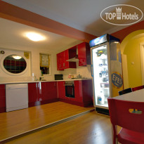 Deeps Hostel