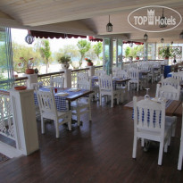 Trilyali Hotel Кафе