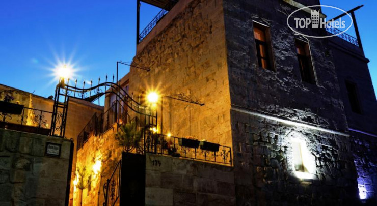 Hotelier's photos Monte Cappa Cave House