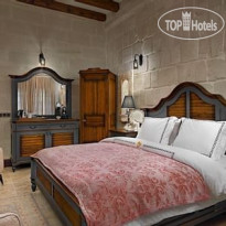 Seraphim Cave Suites & Spa 