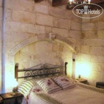 Travellers Cave