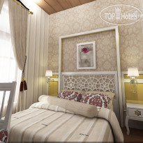 Augustus Boutique Hotel 