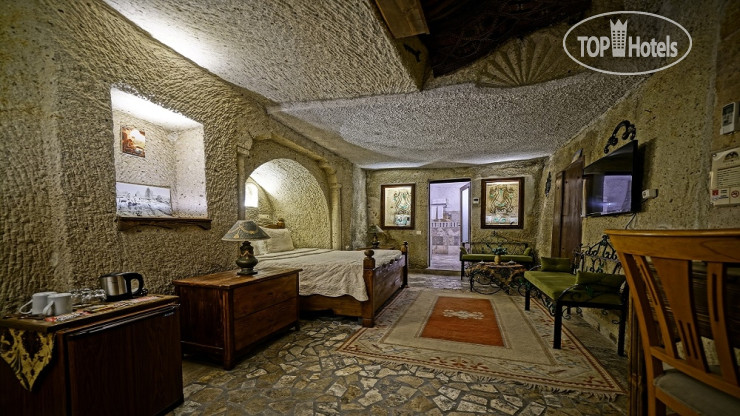 Maccan Cave Hotel