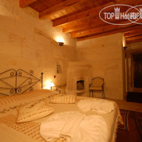 Divan Cave House 