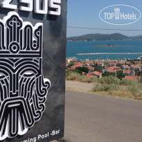 Mr.Zeus Hotel 