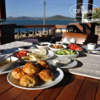 Mythos Hotel 