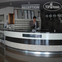 Ramada Mersin Лобби
