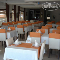 Ramada Mersin Ресторан