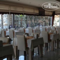 Ramada Mersin Ресторан