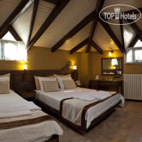 Assos Behram Hotel
