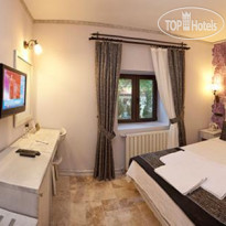 Assos Behram Hotel