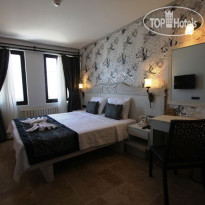 Assos Behram Hotel