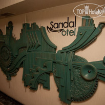 Sandal