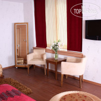 Ugur Plaza 