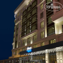 Divan Express Eskisehir Hotel Отель вечером