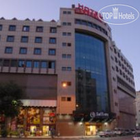Saffron Hotel 