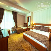 Dies Hotel