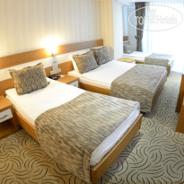 Dies Hotel