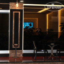 Alcazar Hotel