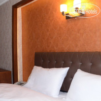Alcazar Hotel