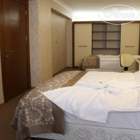 Alcazar Hotel