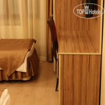 Grand 53 Hotel 