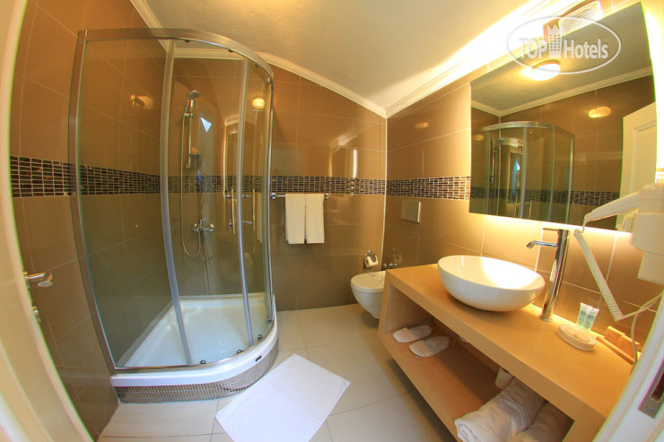 New photos from tourists Palm Bay Beach Hotel