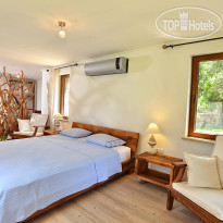 Zephyros Hotel