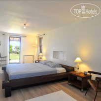 Zephyros Hotel