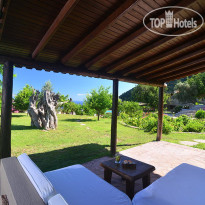 Zephyros Hotel