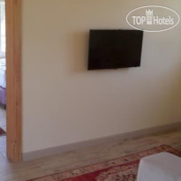 Three Palms Suites Hotel 