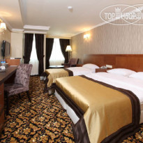 Arya Hotel