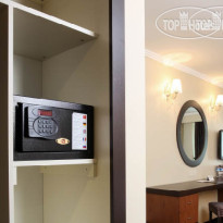 Arya Hotel