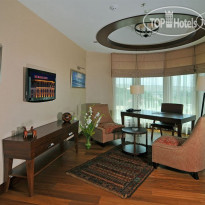 DoubleTree by Hilton Hotel Van