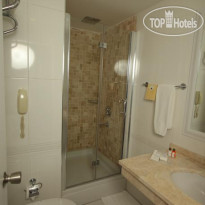 North Point Hotel 