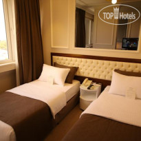 North Point Hotel 