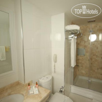 North Point Hotel 