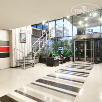 North Point Hotel 