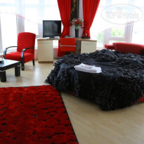 Tuana Hotel