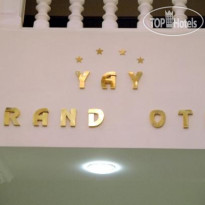 Yay Grand Hotel 